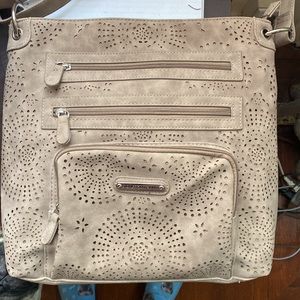 Brand new Stone Mountain cross body.